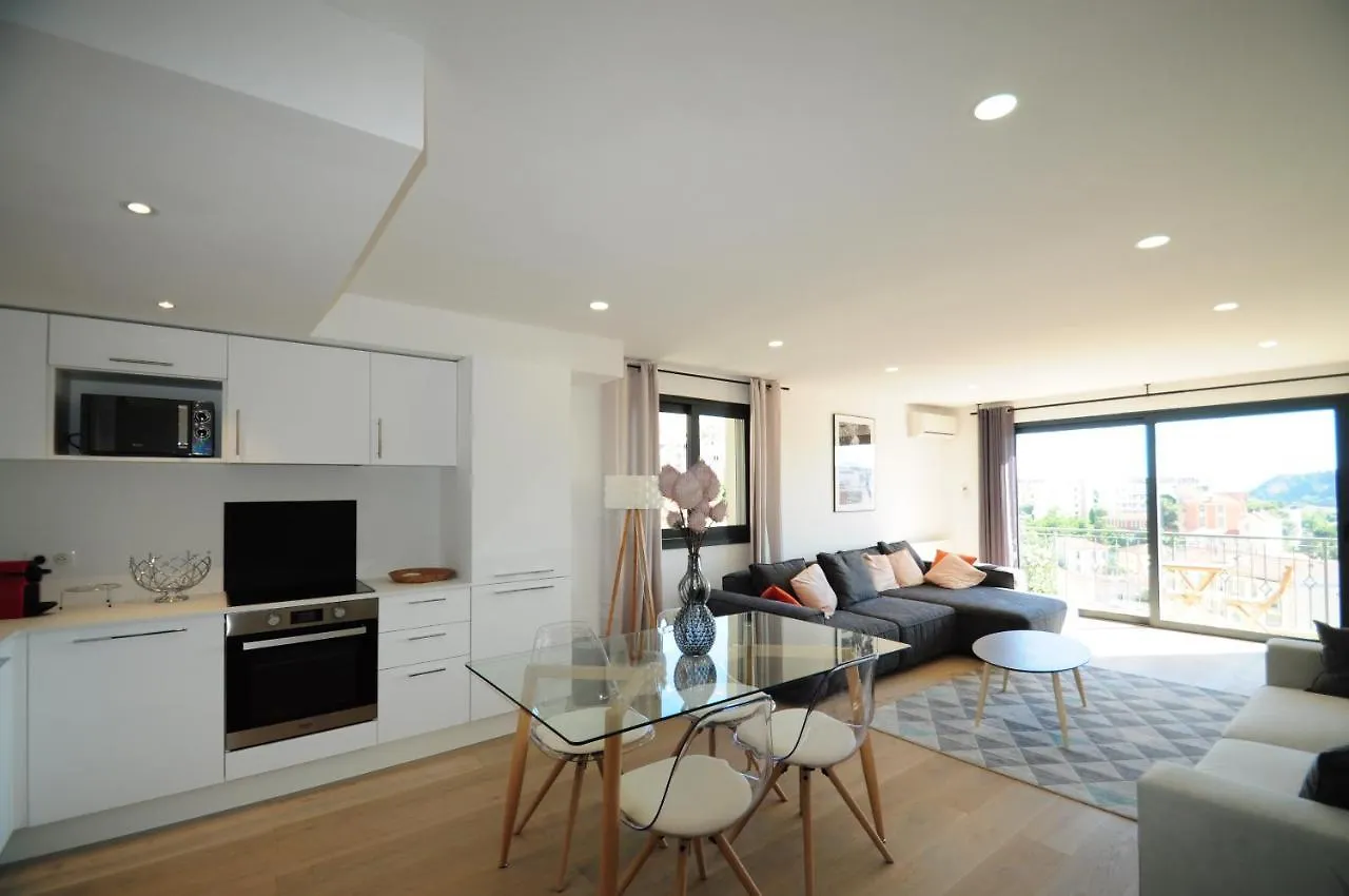 Les Volets Bleus Apartment Nice