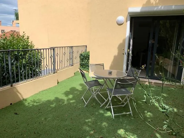 Les Volets Bleus Apartment Nice