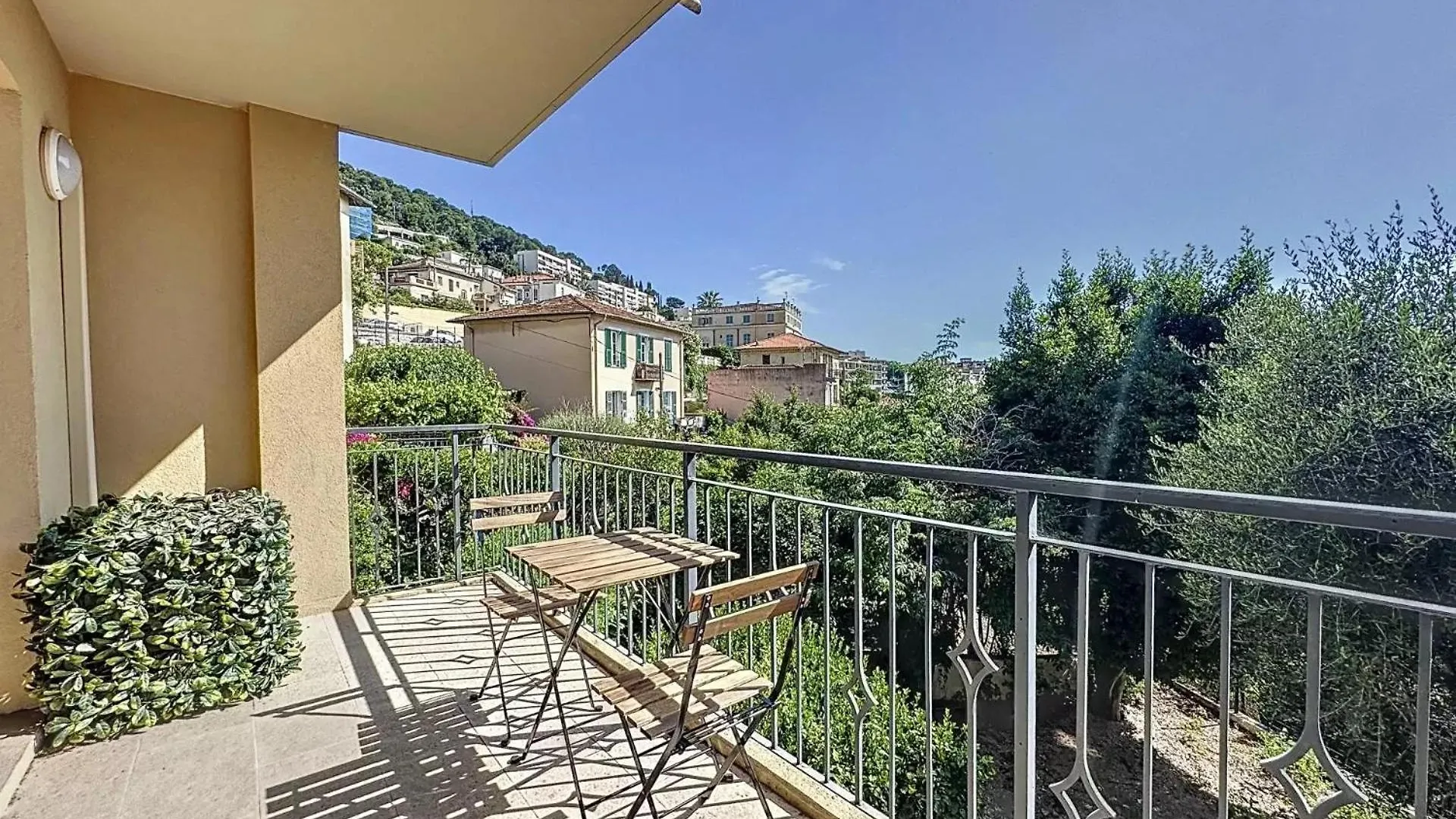 Les Volets Bleus Apartment Nice