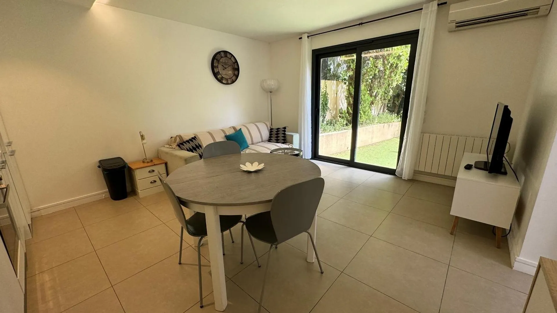 Les Volets Bleus Apartment Nice