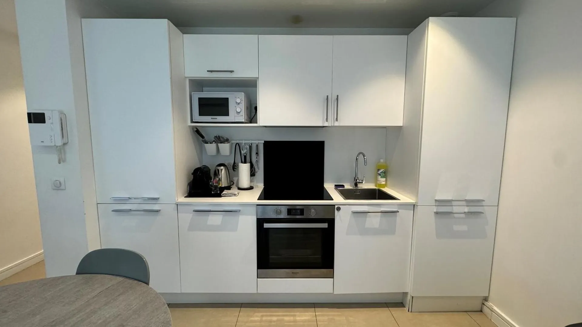 Les Volets Bleus Apartment Nice